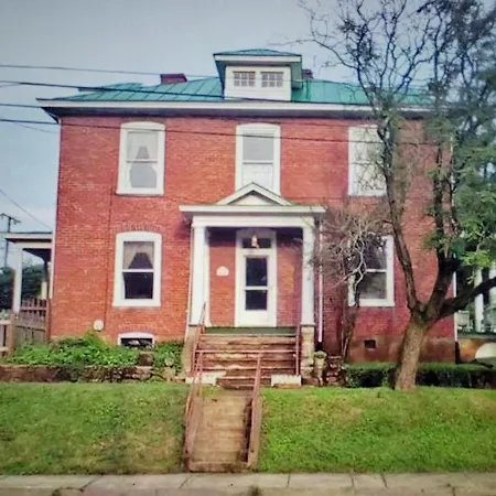 Historic Belmont House Near The Downtown Mall